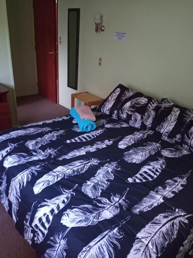 Hostal El Toque De Pilar Punta Arenas Ngoại thất bức ảnh