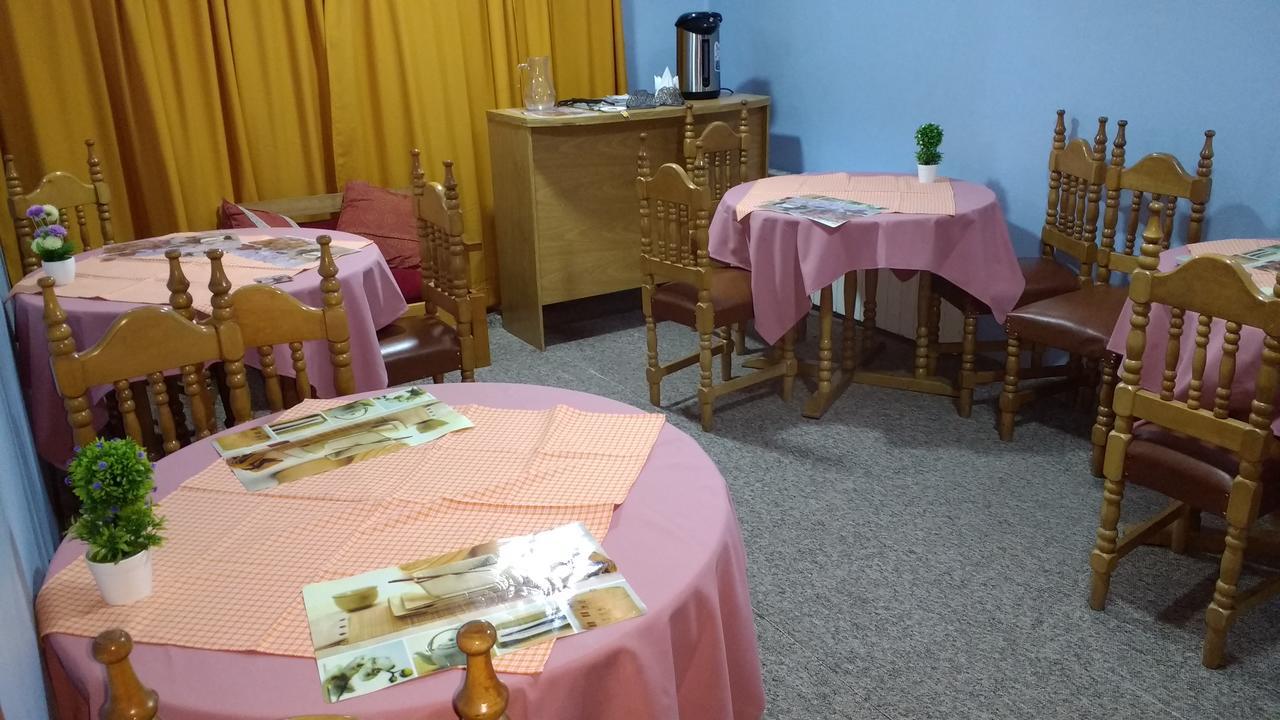 Hostal El Toque De Pilar Punta Arenas Ngoại thất bức ảnh