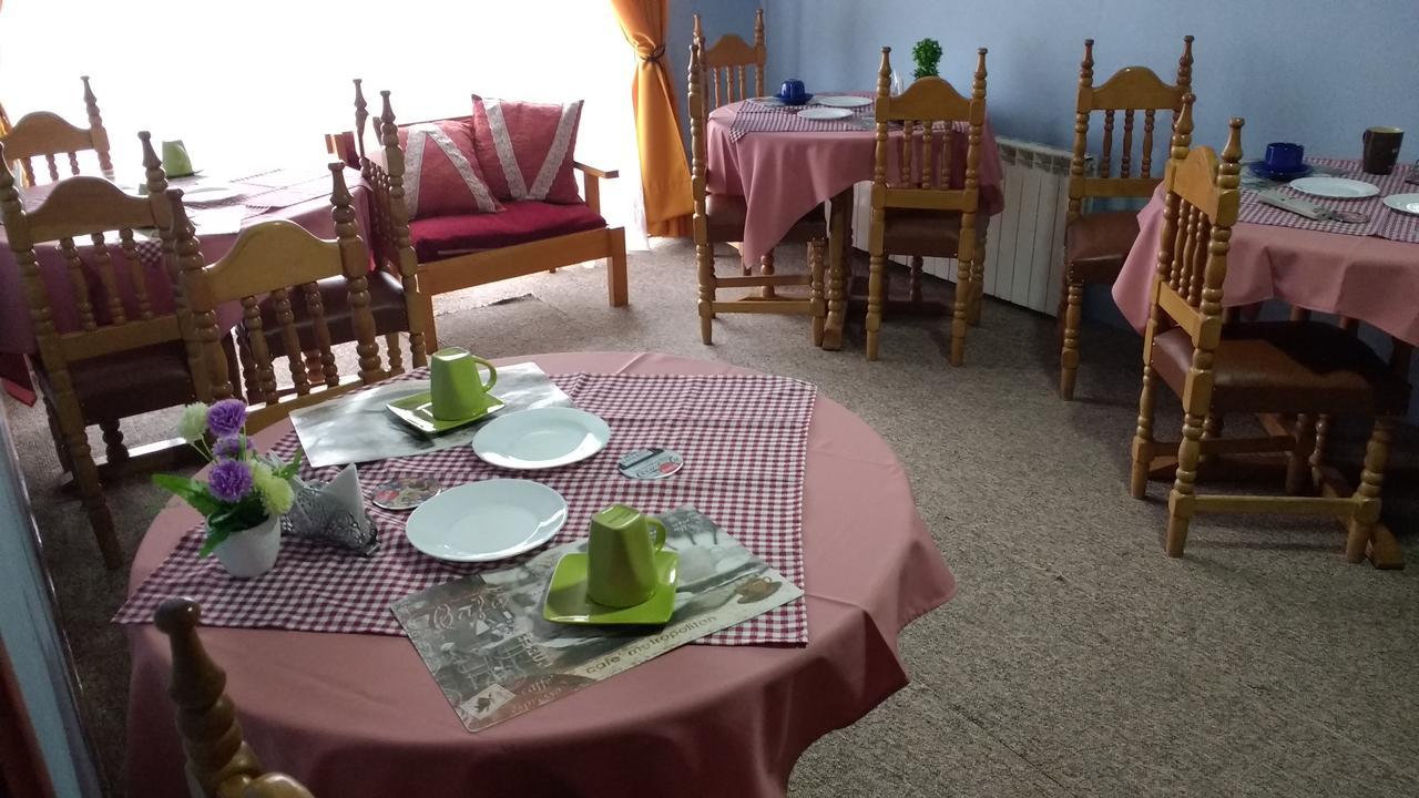 Hostal El Toque De Pilar Punta Arenas Ngoại thất bức ảnh
