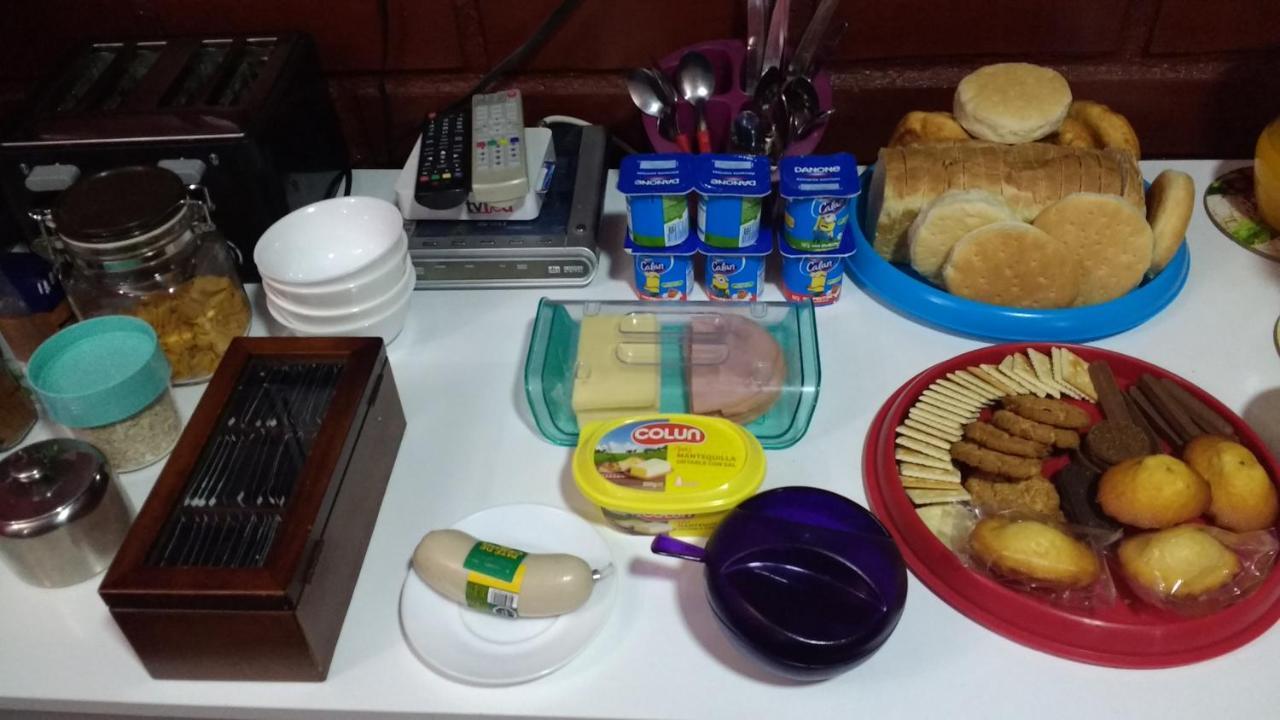 Hostal El Toque De Pilar Punta Arenas Ngoại thất bức ảnh